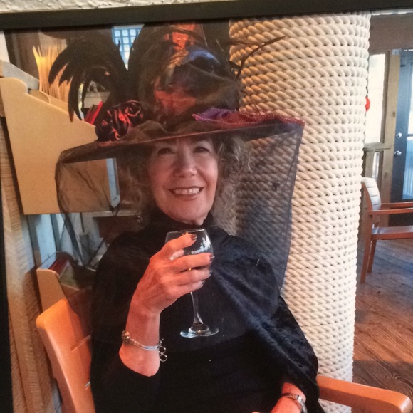 Meet your Posher, Kay - Picture 6 of 10